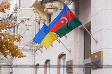 Azerbaiyán envía 20 toneladas de combustible a Ucrania