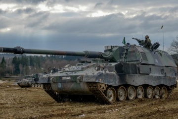 Alemania entrega obuses Panzerhaubitz 2000, tanques Gepard y bazucas a Ucrania