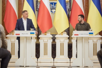 Wzmocnienie Sił Zbrojnych Ukrainy, dostawy zboża i sankcje wobec federacji rosyjskiej: Zełenski rozmawiał z Dudą