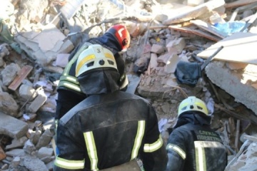 87 corps retrouvés sous les décombres après une frappe aérienne russe sur Desna