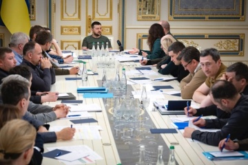 Fuel, destroyed property, admission campaign: Zelensky meets with Cabinet