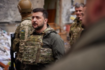 Ворогу давно слід зрозуміти, що українці захищатимуть свою землю до останнього - Зеленський