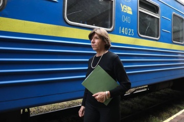 La nueva ministra de Exteriores de Francia llega a Kyiv