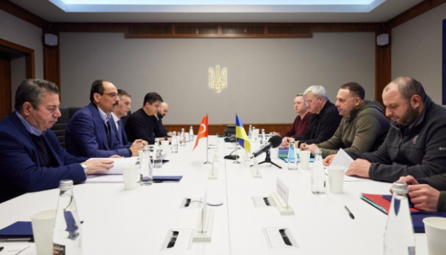 ウクライナとトルコの首脳補佐官が会談　マリウポリの人道回廊設置など協議