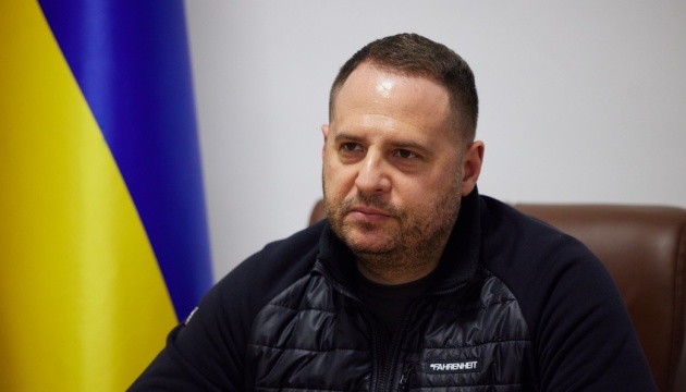 Yermak: El objetivo de Ucrania en las negociaciones con Rusia es la de-ocupación 