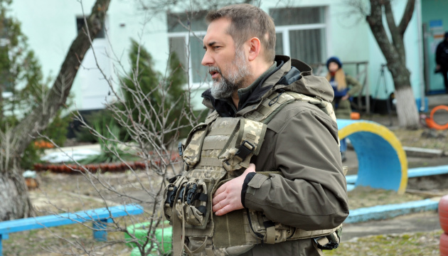 «Донбас ніхто не зливає»: Гайдай запевнив, що Луганщина тримається