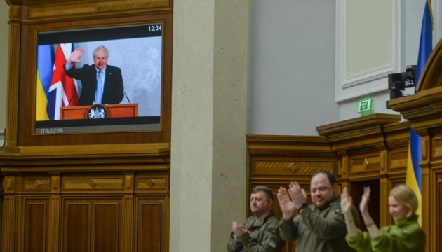 ジョンソン英首相、宇国会でオンライン演説　「ウクライナの勝利を信じている」