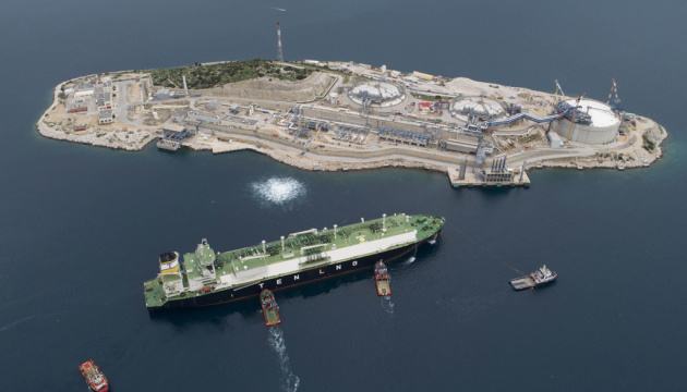 У Греції почали будувати плавучий термінал СПГ, який зменшить залежність від російського газу