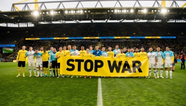 Благодійні футбольні матчі Match for peace #StopWarInUkraine уже зібрали для України понад 22 мільйони