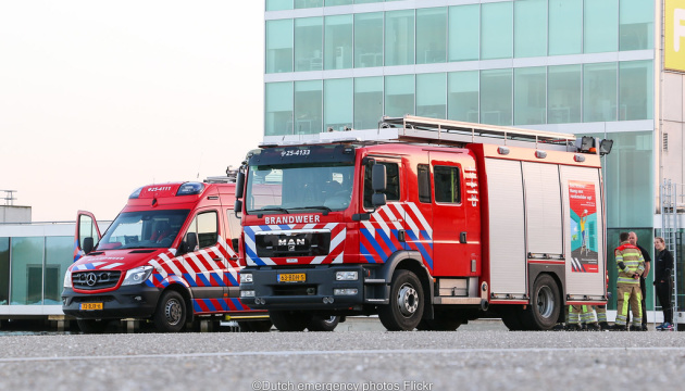 Нідерланди передали Україні пожежні автомобілі