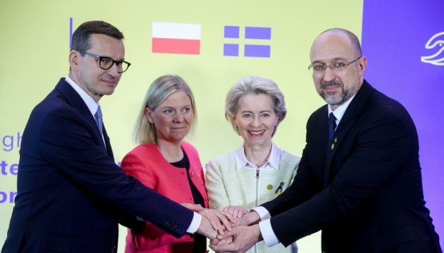 UE aborda la transferencia a Ucrania de activos embargados de Rusia