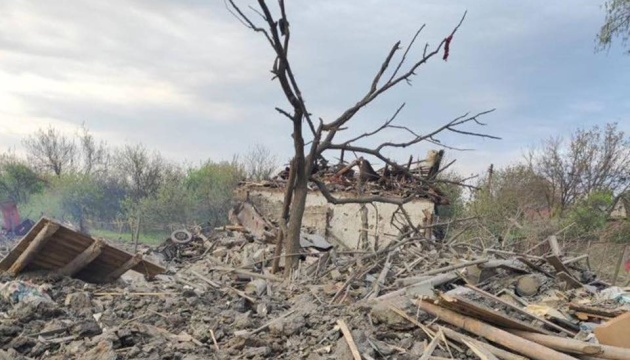 На Донеччині розслідують порушення законів війни під час обстрілів низки селищ і міст