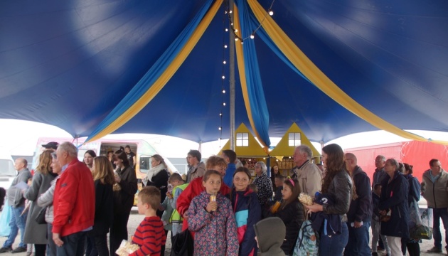 У Нідерландах українські артисти влаштували благодійне циркове шоу