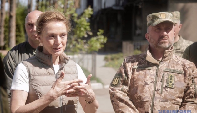 Generalsekretärin von Europarat besucht Borodjanka und Irpin