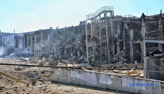 На Одещині загасили пожежі, що палали після ракетного обстрілу 9 травня