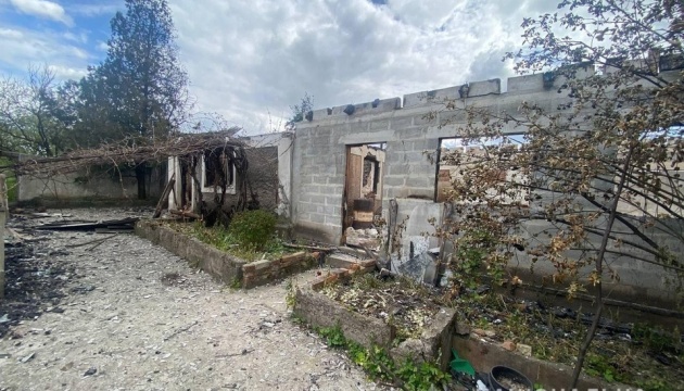 Враг обстреливает Донецкую область из авиации и артиллерии - за сутки разрушены 45 гражданских зданий