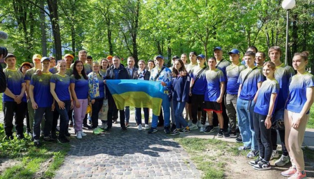 Українські школярі вирушили до Франції на Всесвітню гімназіаду
