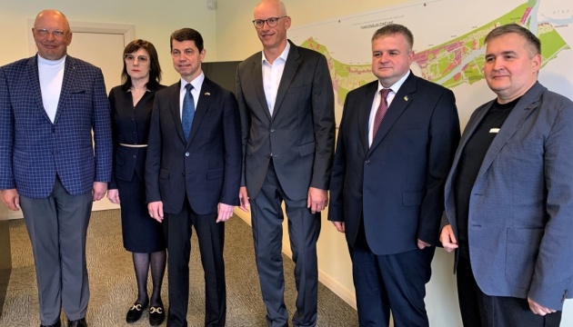 Посол у Латвії зустрівся з представниками діаспори в Юрмалі