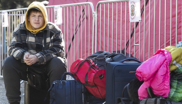 Кількість біженців в Євросоюзі взимку може зрости до 5 мільйонів - чеський міністр