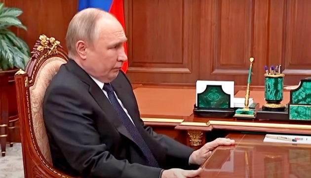 露政権、プーチン氏が占領下マリウポリへ入域したと発表