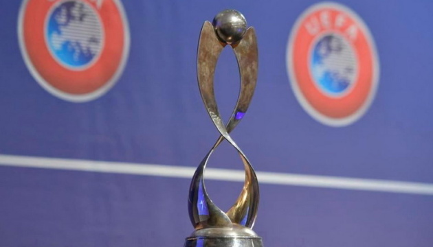 Дівоча збірна Німеччини WU17 виграла чемпіонат Європи з футболу