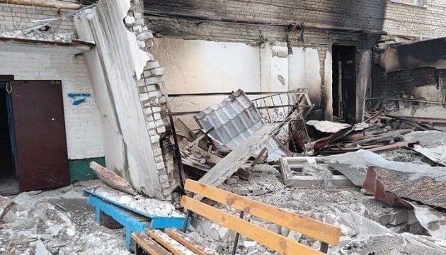 Унаслідок ворожих обстрілів на Луганщині 10 людей загинули, троє поранені