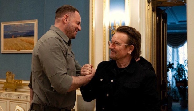 Єрмак домовився із Боно, що майбутні концерти U2 пройдуть в Україні після війни