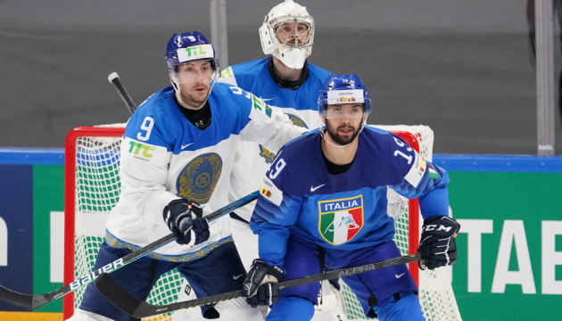ЧС з хокею: Казахстан обіграв Італію, американці поступилися чехам