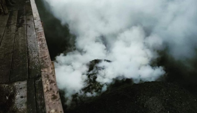 На шахті в Лисичанську сталася пожежа - зайнялося вугілля