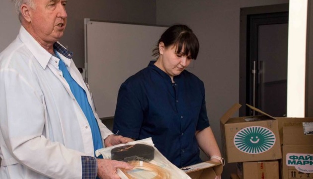 Лікарня у Кропивницькому отримала обладнання, яке пришвидшує загоєння ран