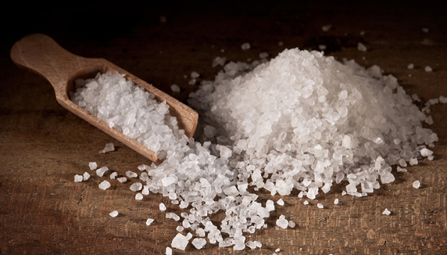 Український рітейлер привезе 200 тонн солі у червні