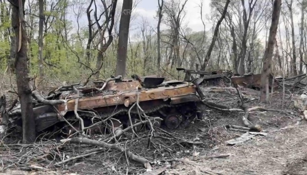 Lviv paratroopers destroy enemy APC, two tanks and 15 invaders