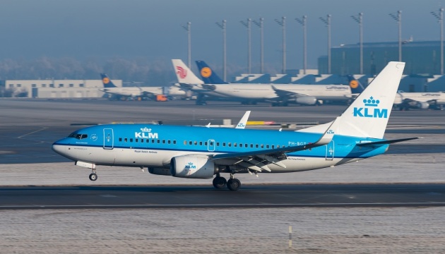 KLM будут судить за недостоверную рекламу об экологичности авиарейсов