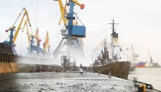 росіяни вкрали з Маріуполя три тисячі тонн металу, везуть кораблем до Ростова
