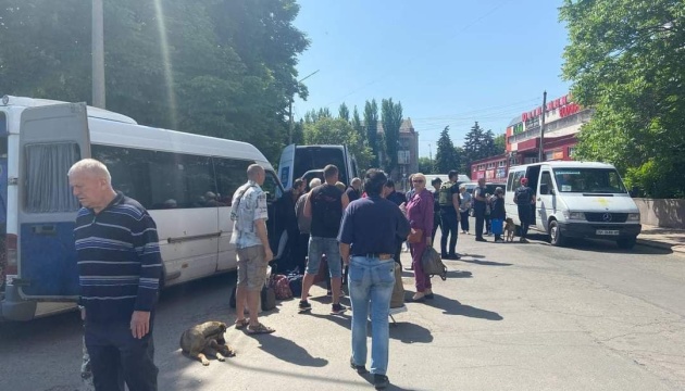 Із Слов’янська сьогодні евакуювали близько 100 людей