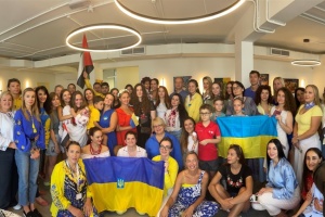 Українці ОАЕ долучилися до рекорду з виконання пісні «Ой у лузі червона калина»