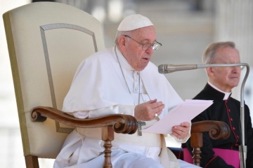 Pope honors victims of Holodomor, aggression against Ukraine