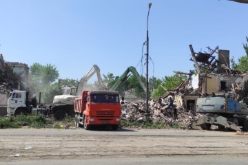 Marioupol : six corps retrouvés sous les décombres d'une maison pilonnée par un char russe
