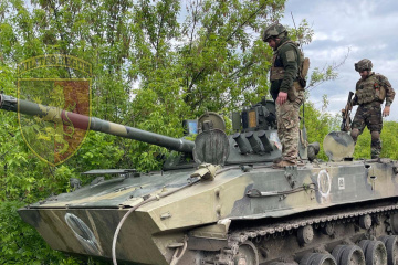 ウクライナ軍、ロシア軍空挺部隊から歩兵戦闘車を鹵獲