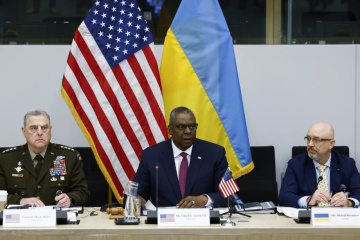 米主導ウクライナ防衛支援会議開催　米国さらなる武器提供発表