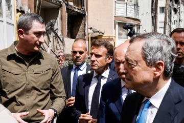 Macron – o Irpiniu: Widzieliśmy spustoszone miasto i piętno barbarzyństwa

