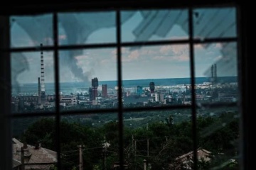 Gaidái: La evacuación de la Azot de Severodonetsk es actualmente imposible
