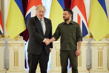 Johnson anuncia la asignación de 54 millones de libras esterlinas en ayuda militar a Ucrania
