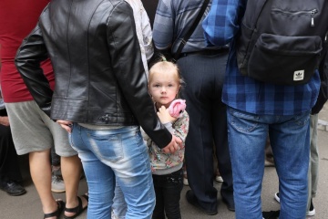 Más de 80.000 desplazados internos registrados en Kyiv