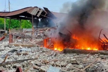 Russians strike Kryvyi Rih district, destroy grain warehouse
