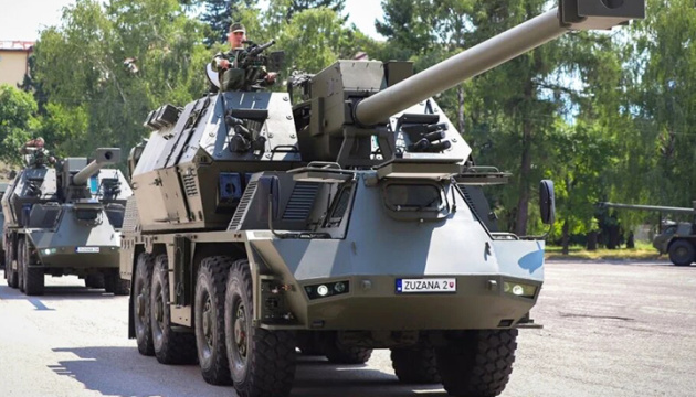 Slovakia signs contract with Ukraine for supply of Zuzana 2 howitzers