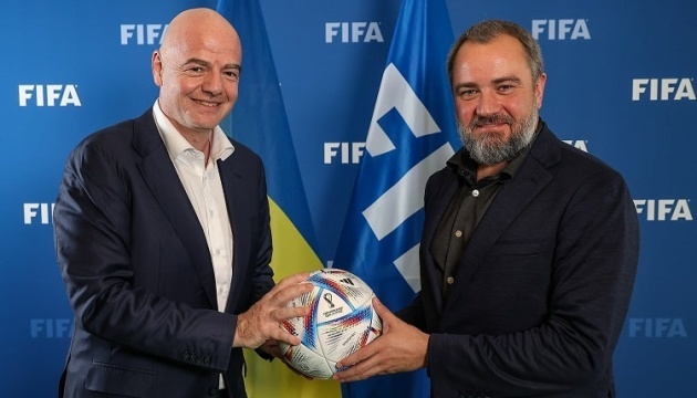 Павелко встретился с президентом и генеральным секретарем ФИФА