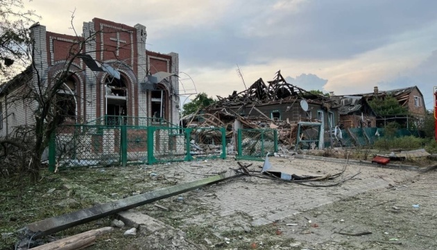 Ворог за добу обстріляв 32 населені пункти на сході України, є загиблі