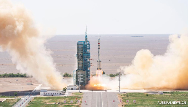 Китай відправив місію для завершення будівництва космічної лабораторії