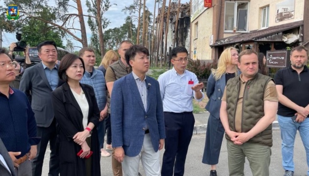 South Korea parliamentary delegation visits Bucha, Irpin